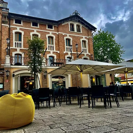 The Tower Hotel Torreglia