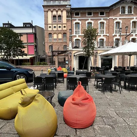 Hotel The Tower Torreglia